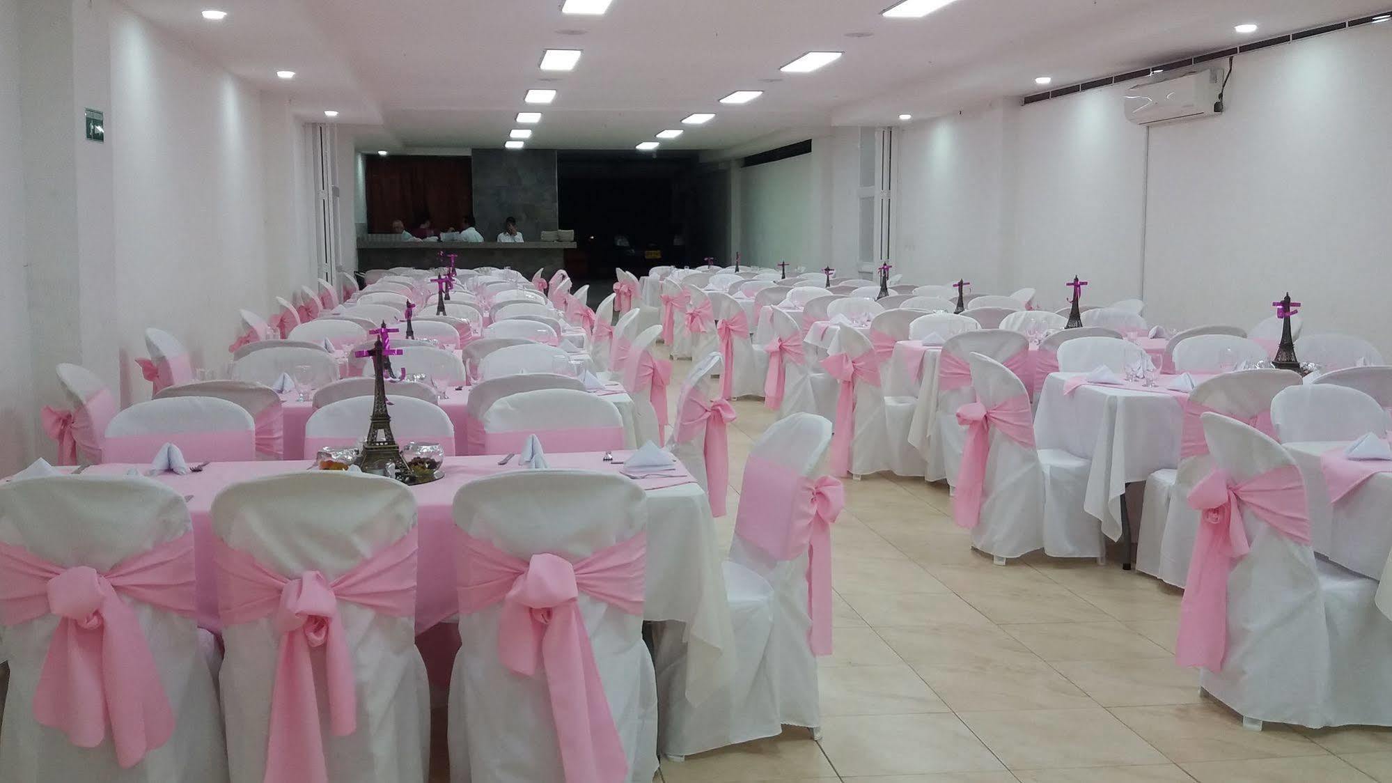 Ayenda 1501 Metropolitana Plaza Hotel Bucaramanga Eksteriør billede