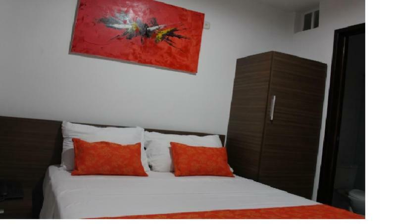 Ayenda 1501 Metropolitana Plaza Hotel Bucaramanga Eksteriør billede